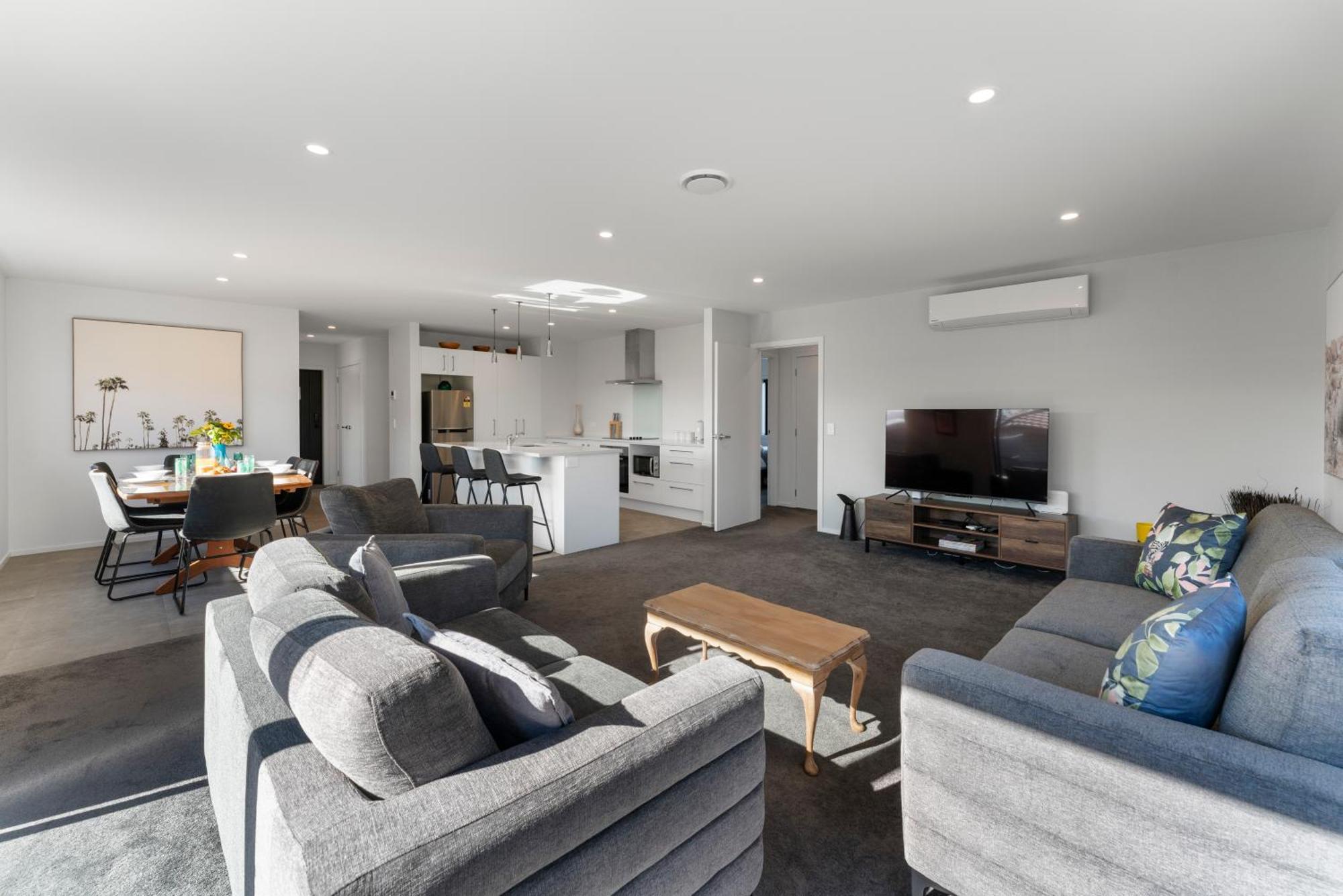Holiday home Hub - *